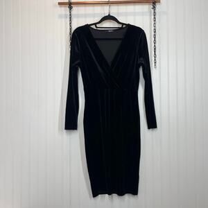 Quiz Women’s Black Velour Velvet V-neck Long Sleeve Dress Size M